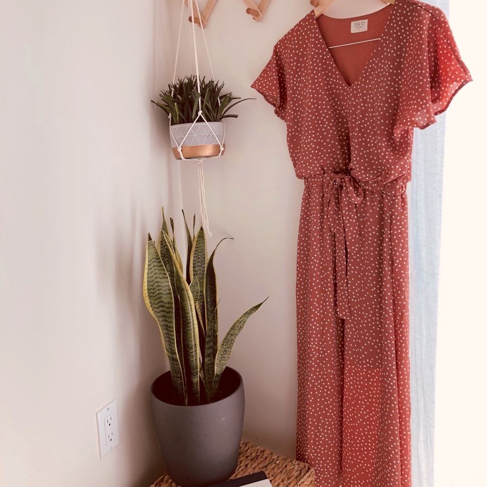 Polka dot midi dress!